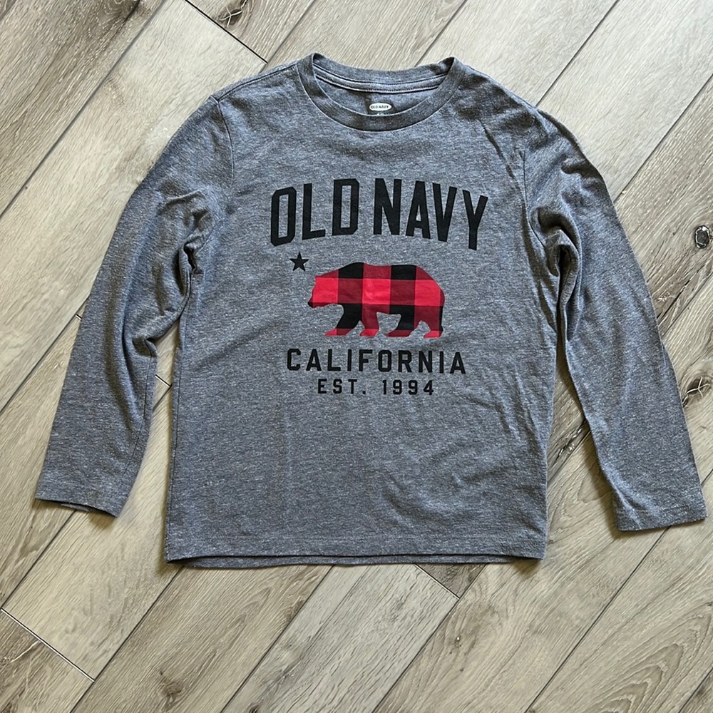 Old Navy Long Sleeve Tee